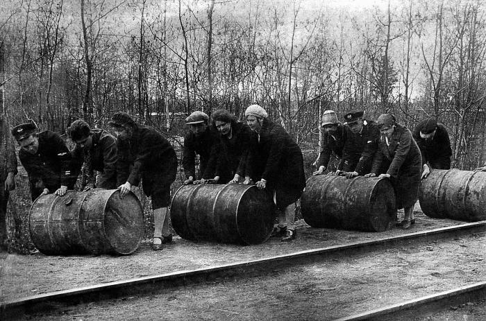 «Дирежаблестрой» на Долгопрудной: 1934-й, один год из жизни - _12silikoloppman.jpg